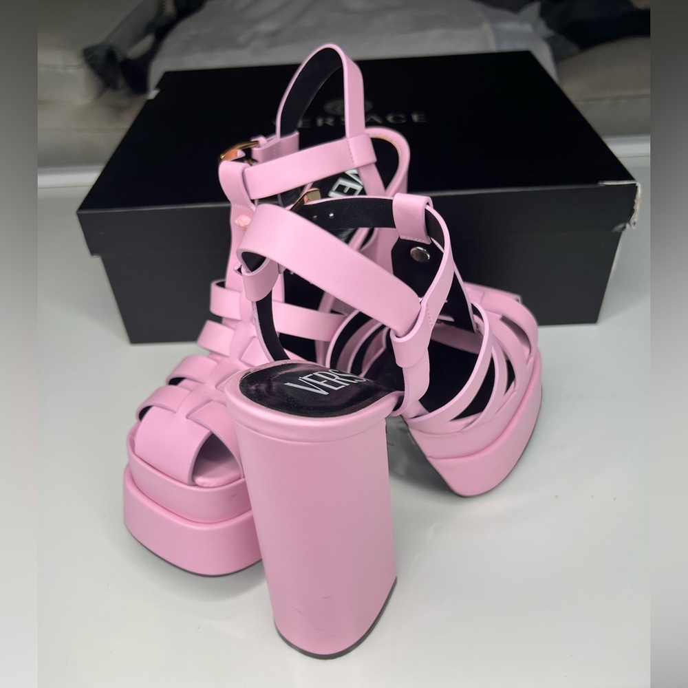 Versace La Medusa Platform Sandals Pink size 39.5